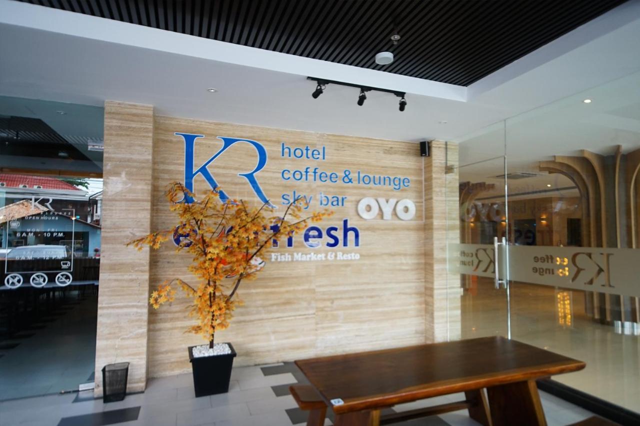 Oyo 344 Kr Hotel Palembang Exterior photo