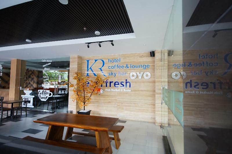 Oyo 344 Kr Hotel Palembang Exterior photo
